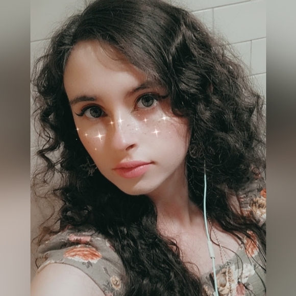 Meet your Posher, Meribel! - Picture 1 of 2